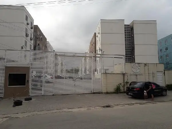 Apartamento em leilão em Belford Roxo