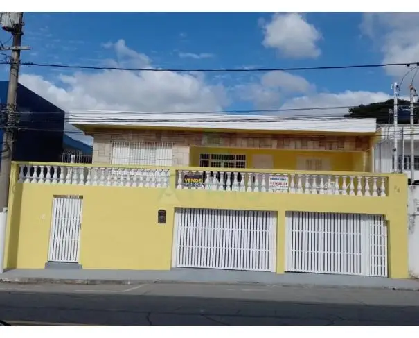 Residenciais em leilão em Cotia