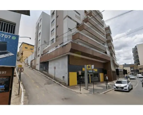 NOVA SERRANA/MG — Vaga de garagem área total de 54,5770m² no Centro.