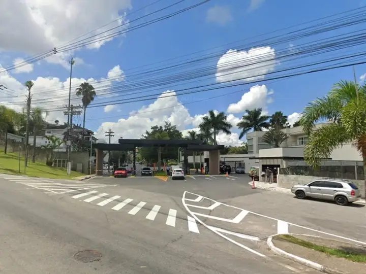 Casa em leilão em Arujá