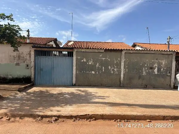 Imóvel em leilão - QUADRA 84 CONJUNTO A RUA 34A, N. SN, LT 04S ST 12 LOT PQ DA BARRAGEM, PARQUE DA BARRAGEM SETOR 12, AGUAS LINDAS DE GOIAS, GO