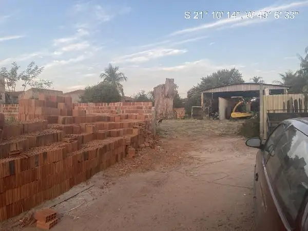 Terreno em leilão em Elisiário