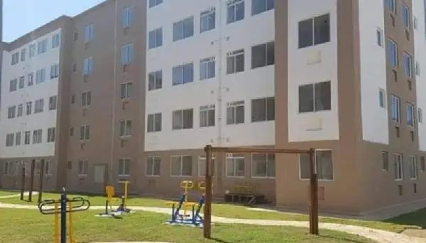Imóvel em leilão - RUA DAS AMOREIRAS, N. 248, Apto 507, BL 09 LT 01 PAL 49027, COSMOS, RIO DE JANEIRO, RJ