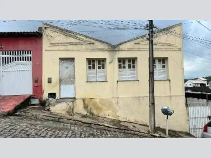 Casa em leilão em Itapetinga