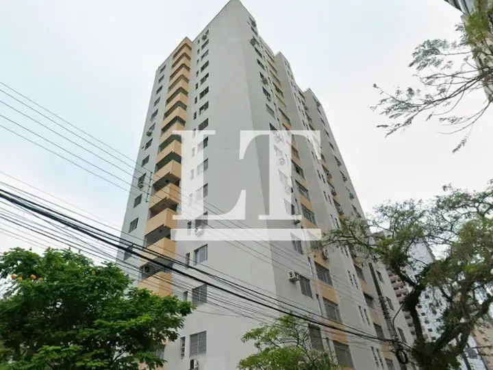Apartamento em leilão em Guarujá