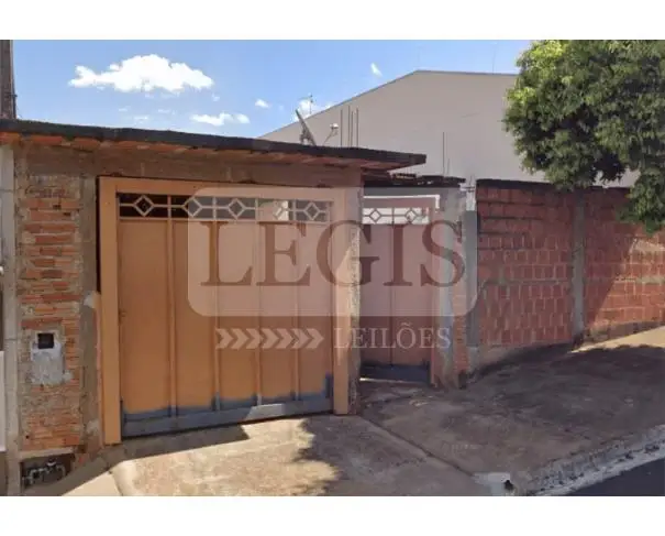 Residenciais em leilão em Monte Alto