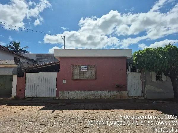Casa em leilão em Pratápolis