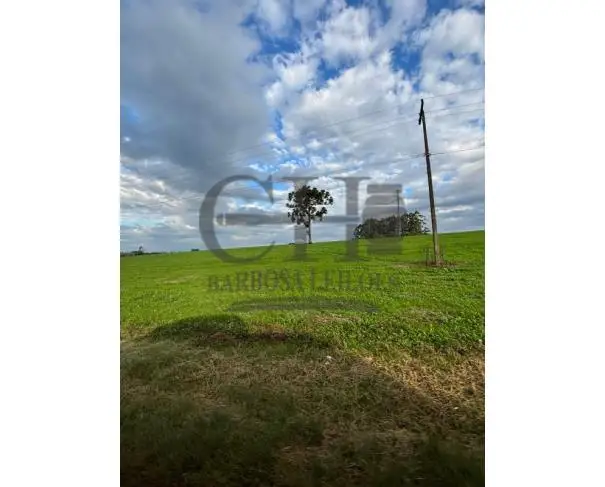 FRAÇÃO IDEAL DE 50% (ÁREA TOTAL: 300.681,66m2) - QUEDAS DO IGUAÇU/PR
