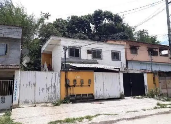 Apartamento em leilão em São Gonçalo