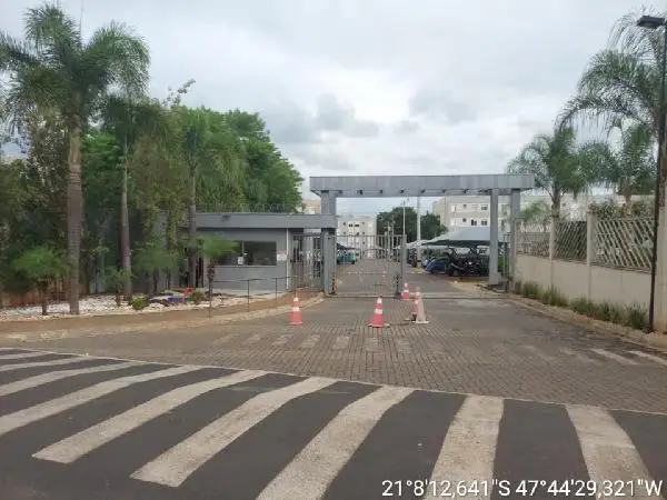 Imóvel em leilão - AVENIDA DOUTOR FERNANDO MENDES GARCIA, N. 2720, Apto 21, BL B, JARDIM DIVA TARLA DE CARVALHO, RIBEIRAO PRETO, SP