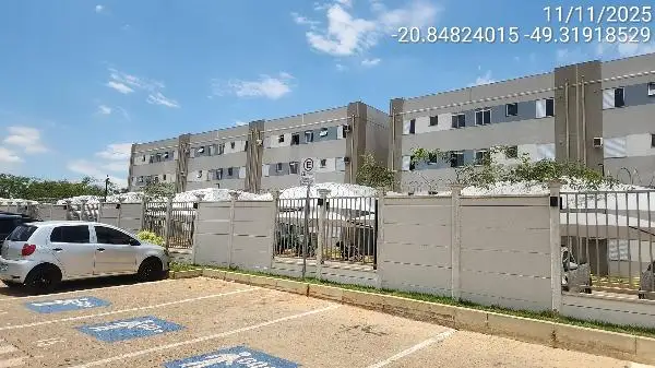 Imóvel em leilão - RUA SANTINA FERREIRA CRUZ, N. 302, Apto 33, BL C TORRE 11, LOTEAMENTO RESIDENCIAL MARIA ADELIA, SAO JOSE DO RIO PRETO, SP