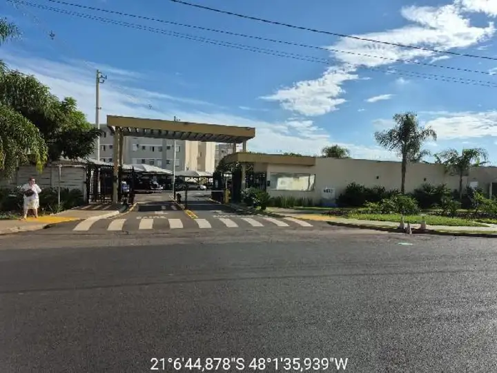 Apartamento em leilão em Sertãozinho