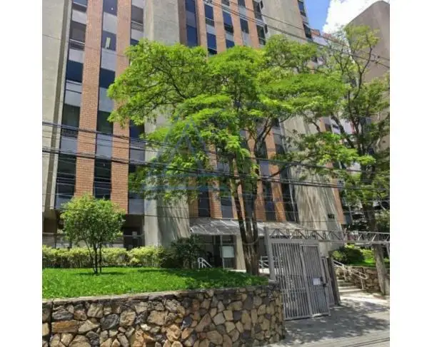 Comerciais em leilão em São Paulo
