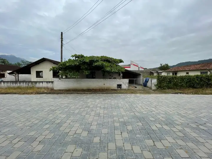 Terrenos Urbanos em leilão em Guaramirim