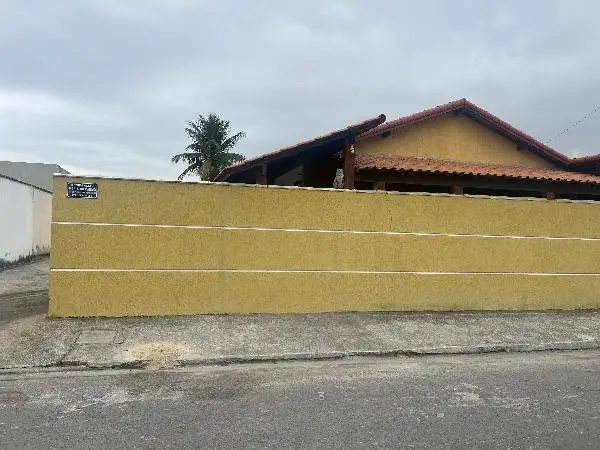 Casa em leilão em Magé