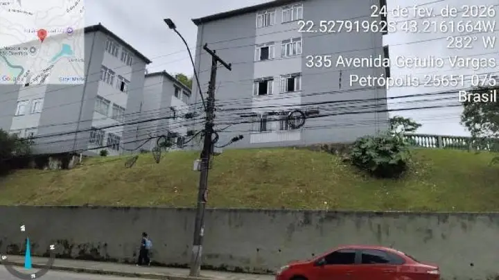 Apartamento em leilão em Petrópolis