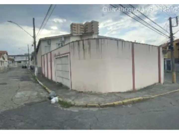 Casa em leilão em Guaratinguetá