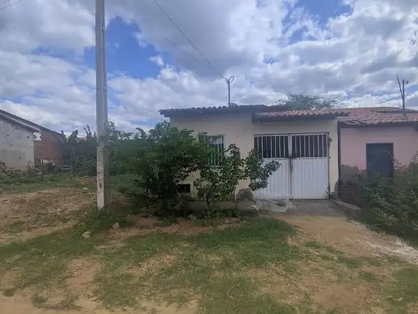 Casa em leilão em Iaçu