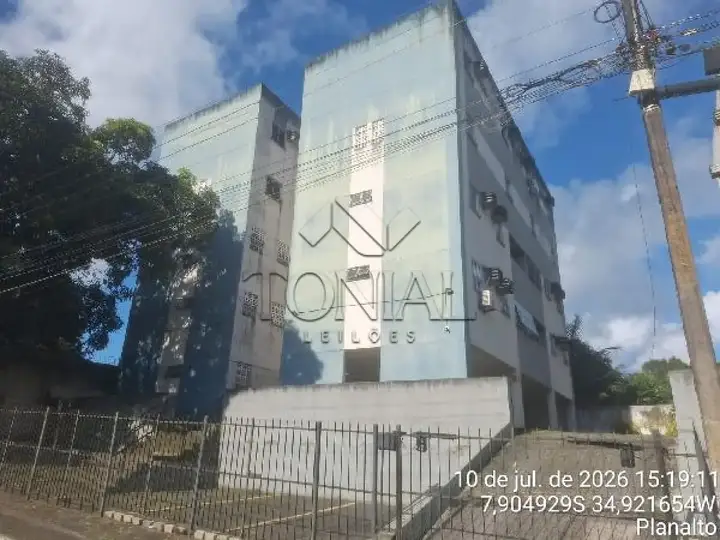 Apartamento em leilão em Abreu e Lima