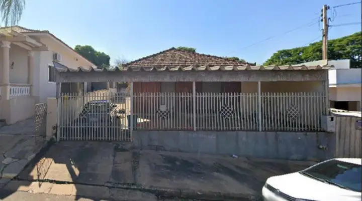 Casa em leilão em Regente Feijó