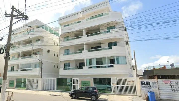 Apartamento em leilão em São Pedro da Aldeia