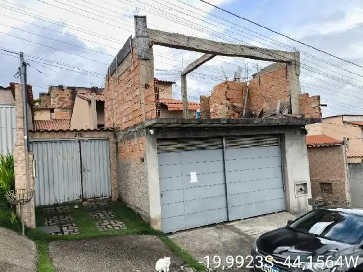 Casa em leilão em Betim