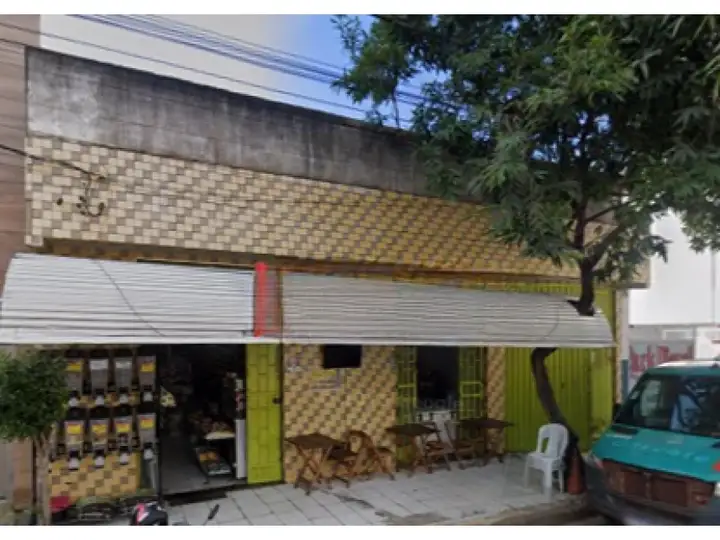 Comercial em leilão em Santana do Paraíso