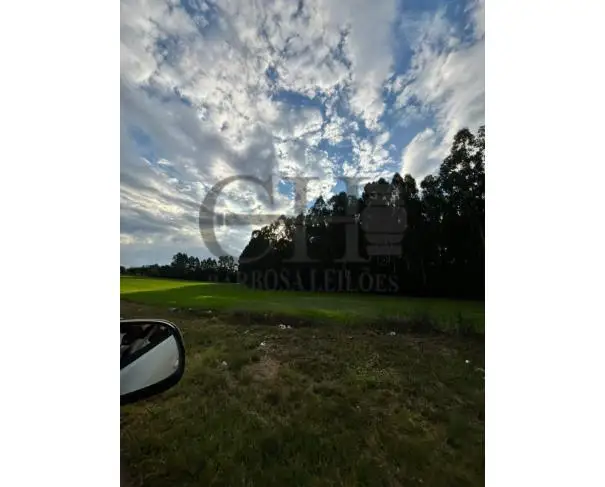 FRAÇÃO IDEAL DE 50% (ÁREA TOTAL: 32.200,00m²) - QUEDAS DO IGUAÇU/PR