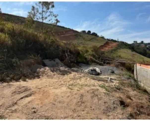 PAULA CÂNDIDO/MG — Lote com 305,00m² no Loteamento Reserva Real.