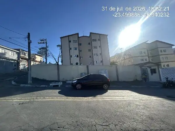 Apartamento em leilão em Itaquaquecetuba