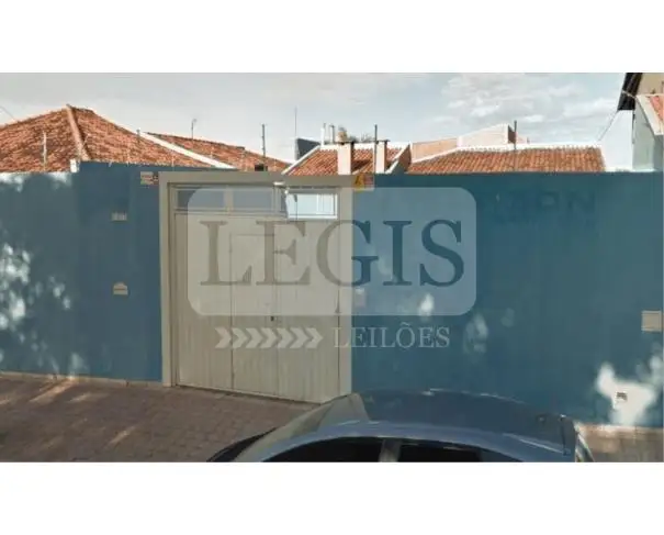 Residenciais em leilão em Marília