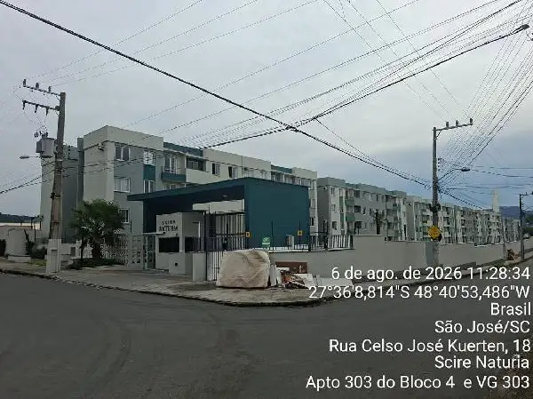 Apartamento em leilão em São José