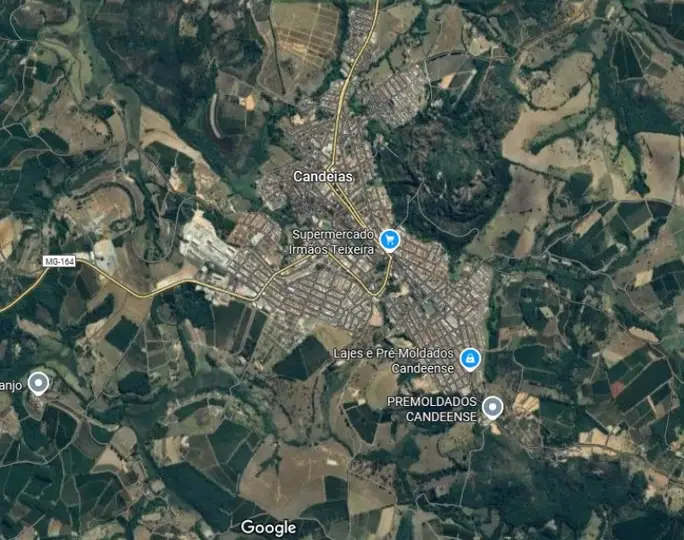 FAZENDA ESTIVA LOCALIZADA EM CANDEIAS/MG, COM ÁREA DE 8HA0300 (OITO HECTARES E TRÊS ARES)