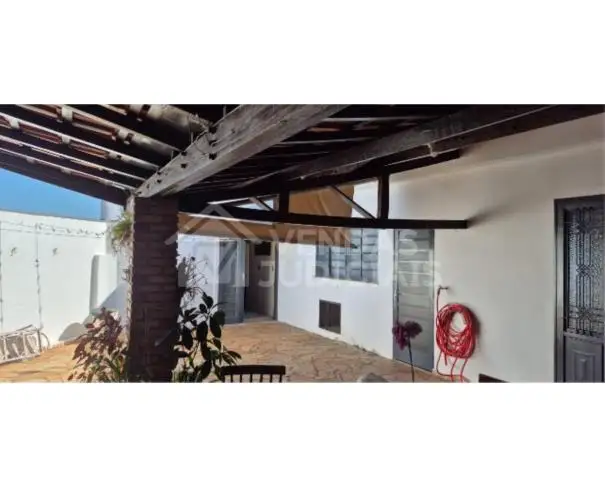 Comerciais em leilão em Botucatu