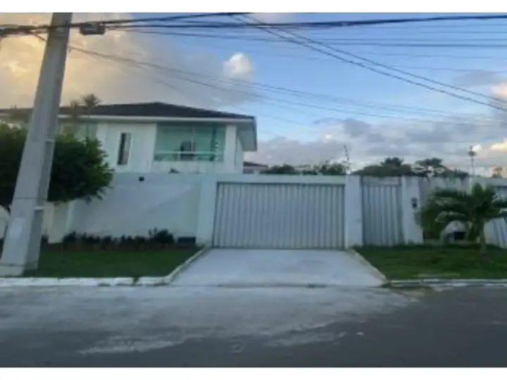 Casa em leilão em Lauro de Freitas