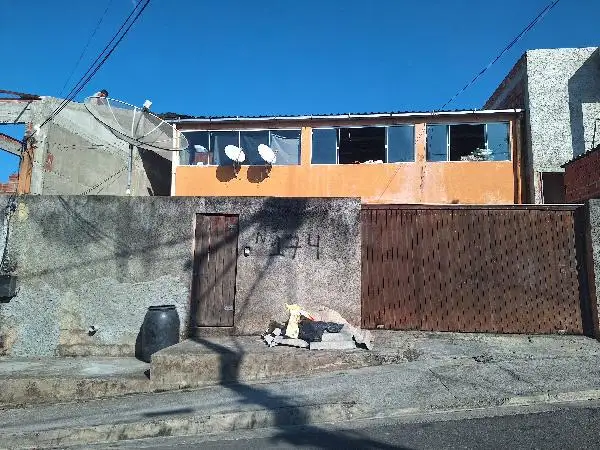 Casa em leilão em São Gonçalo