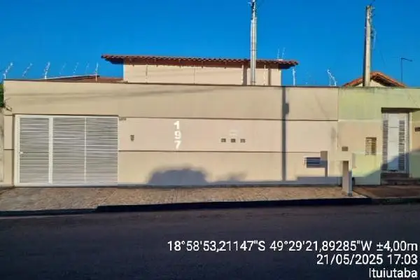 Prédio em leilão em Ituiutaba