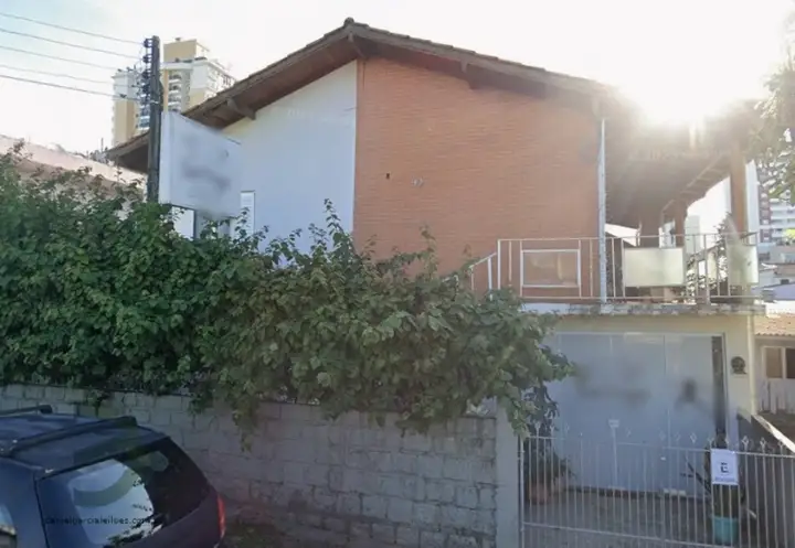 Casa em leilão em São José