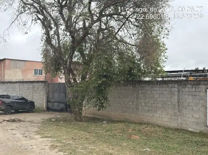 Terreno em leilão em Japeri