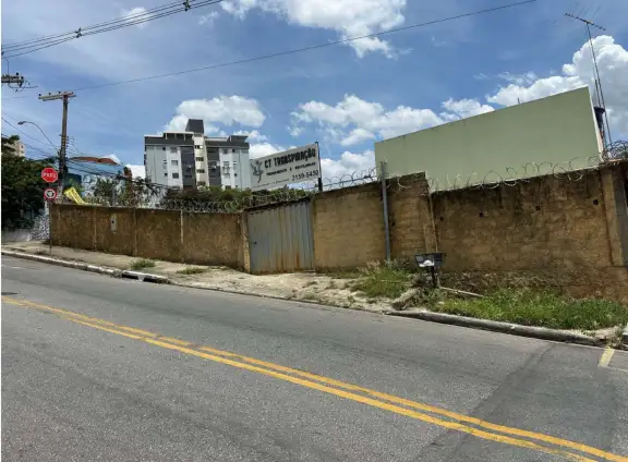 Terreno em leilão em Betim