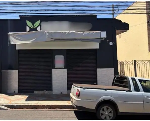 Comerciais em leilão em Assis