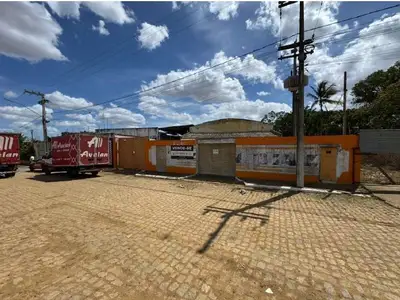 Prédios em leilão em Nossa Senhora da Glória