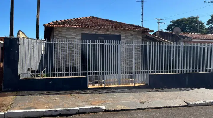 Casa em leilão em Ipaussu