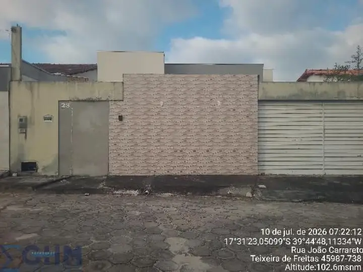 Casa em leilão em Teixeira de Freitas