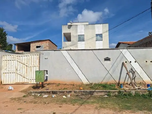 Apartamento em leilão em Esmeraldas