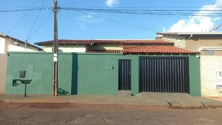 Casas em leilão em Frutal