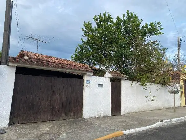Casa em leilão em Maricá