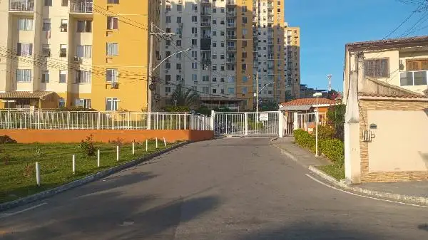 Imóvel em leilão - RUA CAROLINA FERREIRA, N. 192, Apto 1006, BL 02, LT C, AREIA BRANCA, BELFORD ROXO, RJ