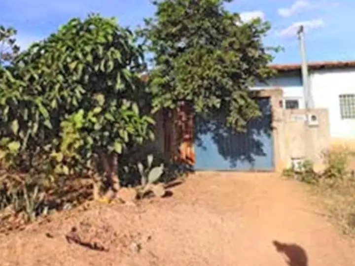 Casas em leilão em Flores de Goiás