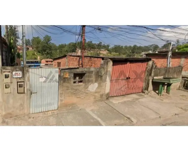 Residenciais em leilão em Embu das Artes